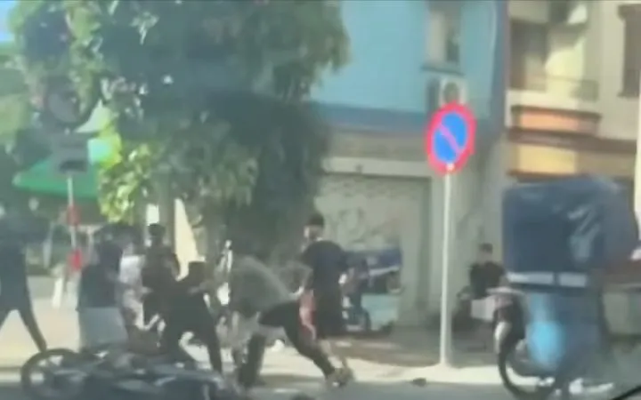 Công an xử lý nhóm thanh thiếu niên hỗn chiến trên đường Hoàng Sa