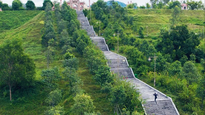 Điện ảnh - Du lịch: Đừng để tiềm năng mãi "tiềm ẩn" - Bài 3: Tiềm năng thành lợi thế - đi mãi chưa thành đường?