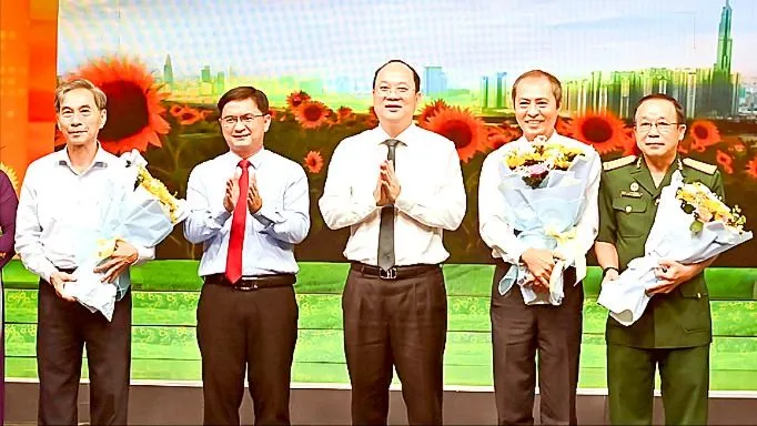 Chương trình “Thành phố và những câu chuyện đẹp”: Giao lưu gương điển hình “Dân vận khéo”