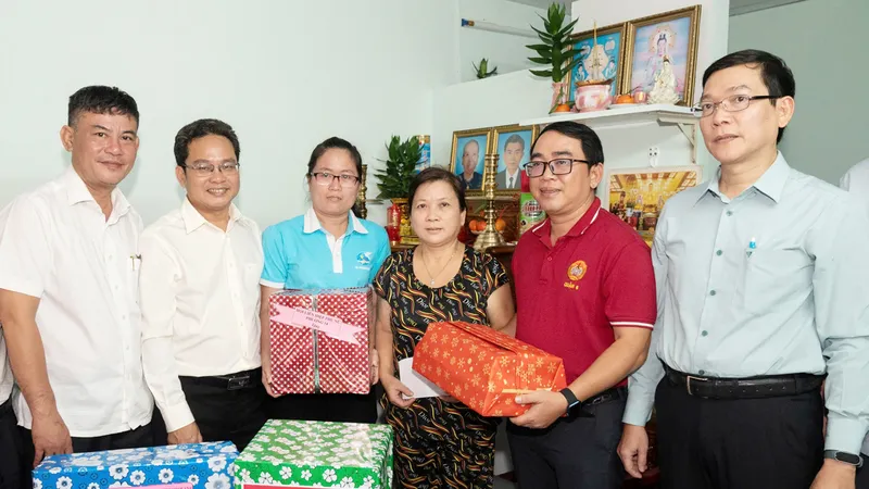 Tết ấm trong nhà mới