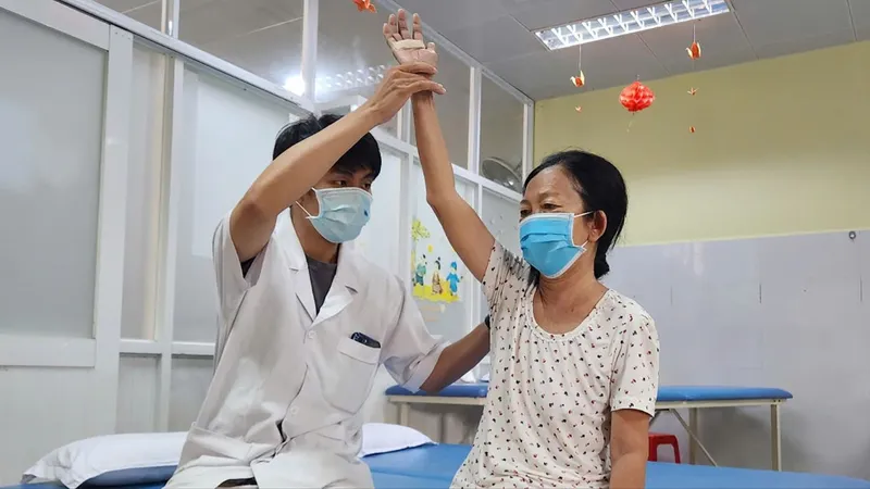 Thiếu hụt nhân lực và cơ sở phục hồi chức năng
