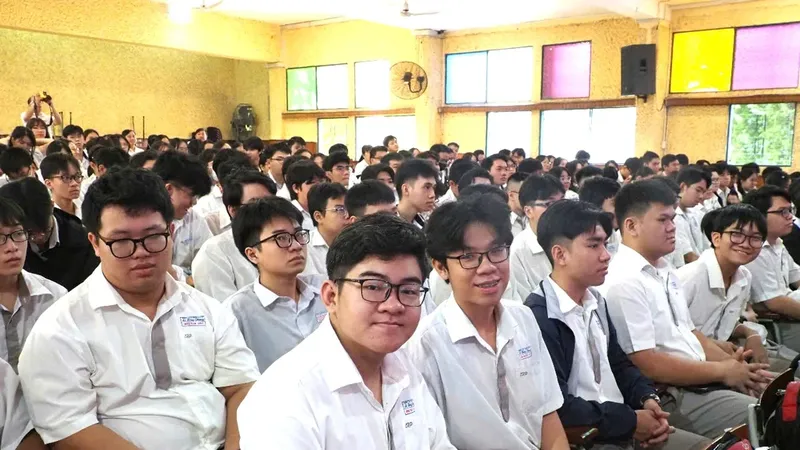 TPHCM: Tỷ lệ học sinh mắc các tật khúc xạ tăng cao
