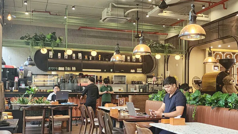 Chuỗi kinh doanh ẩm thực: Rình rang khai trương, âm thầm đóng cửa