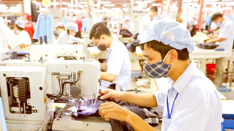 Mỹ áp thuế 46% lên hàng hóa nhập khẩu từ Việt Nam: Không quá hoang mang, chủ động thích ứng