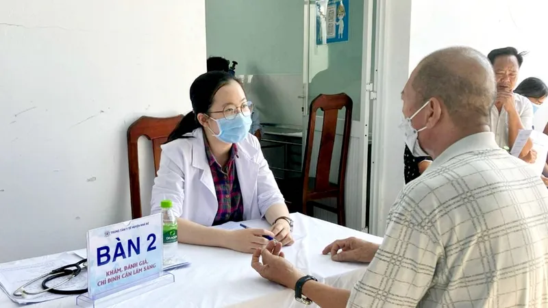 Gánh nặng “bệnh tật kép” ở người cao tuổi
