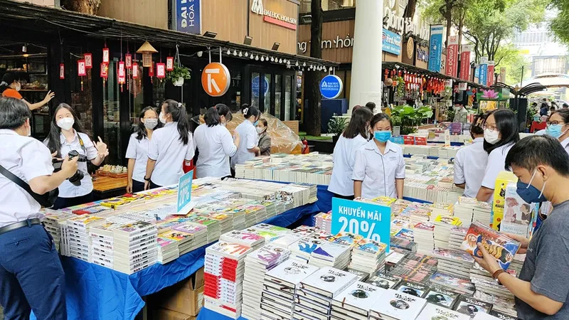 Cẩn trọng khi làm sách cho trẻ nhỏ