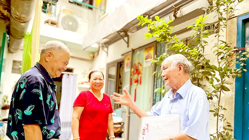 Lặng thầm cống hiến