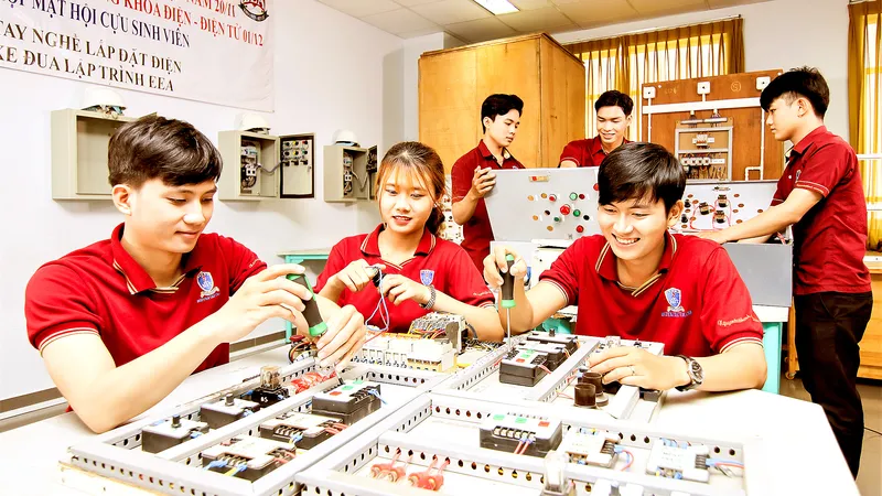 Khối ngành kỹ thuật, công nghệ “khát” nhân lực