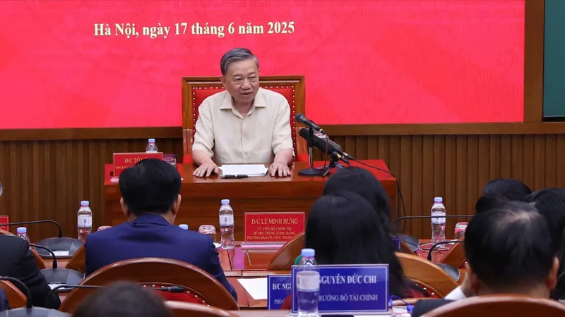 Xây dựng đội ngũ cán bộ đủ năng lực đưa đất nước bước vào kỷ nguyên mới