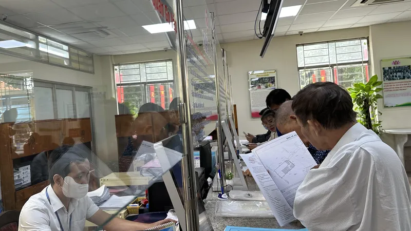 UBND cấp xã chính thức thực hiện cấp sổ hồng lần đầu: Sẵn sàng phục vụ