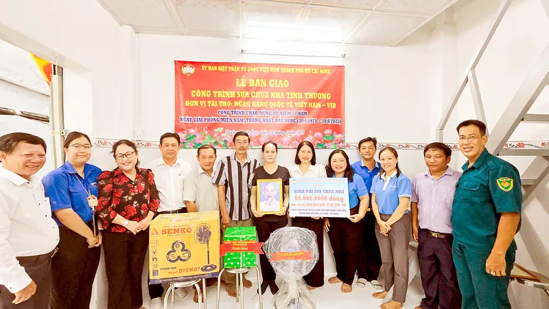 Xây lại mái nhà, bồi đắp niềm tin - Bài 1: Đô thị không còn mái nhà xiêu vẹo