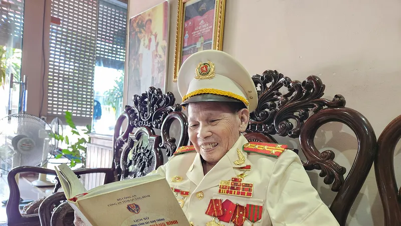 Mặt trận phản gián: Cuộc chiến cân não - Bài 3: Đánh đuổi biệt hải ở tọa độ lửa