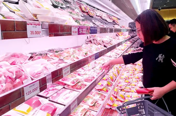 Trung Quốc áp thuế tạm thời với thịt heo nhập từ EU