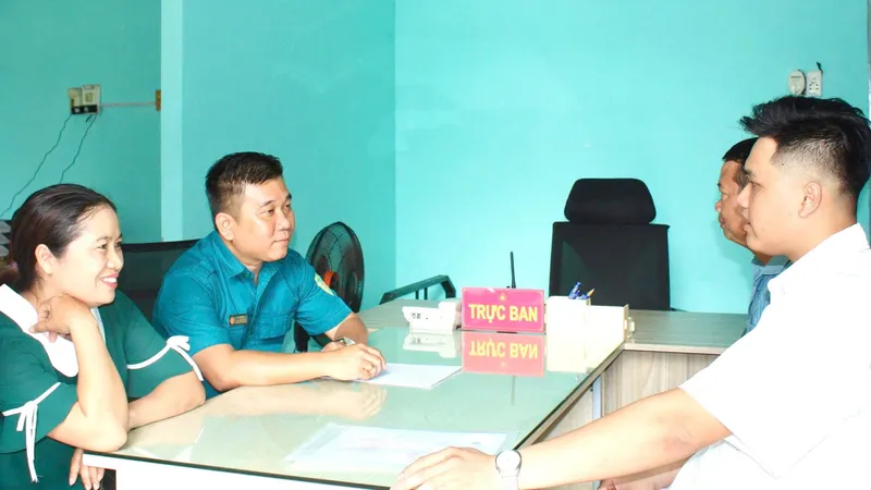 Rèn mình trong quân ngũ