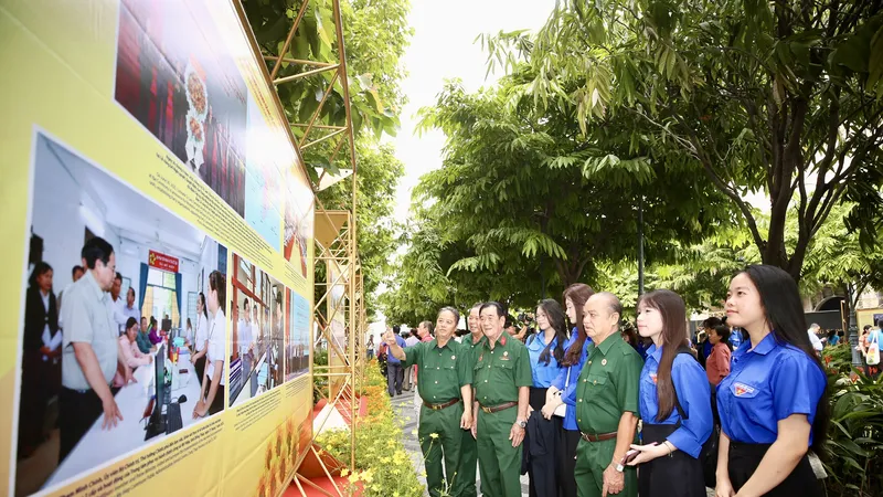 Phát huy hào khí Nam bộ trong quá trình phát triển TPHCM Anh hùng