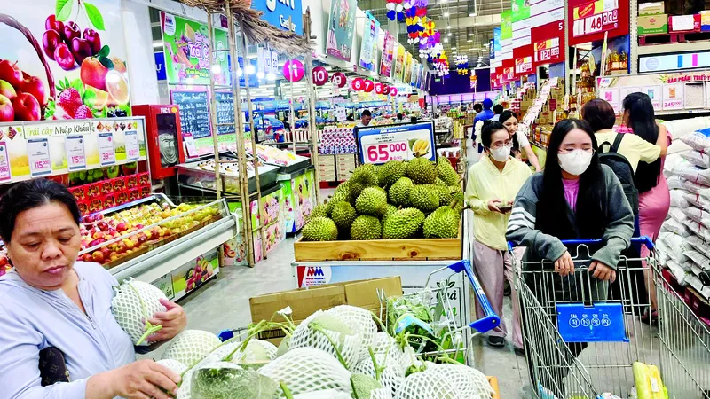 Chủ động bình ổn giá, chia sẻ áp lực chi tiêu với người dân