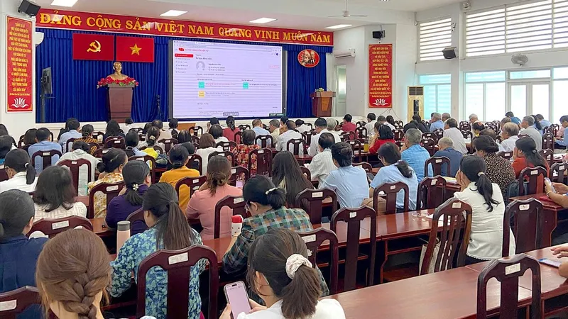 Đột phá công tác Đảng qua Sổ tay đảng viên điện tử