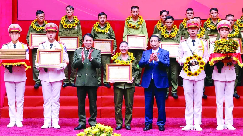 Bảo đảm an ninh, trật tự ở cơ sở: Lấy người dân làm chủ thể