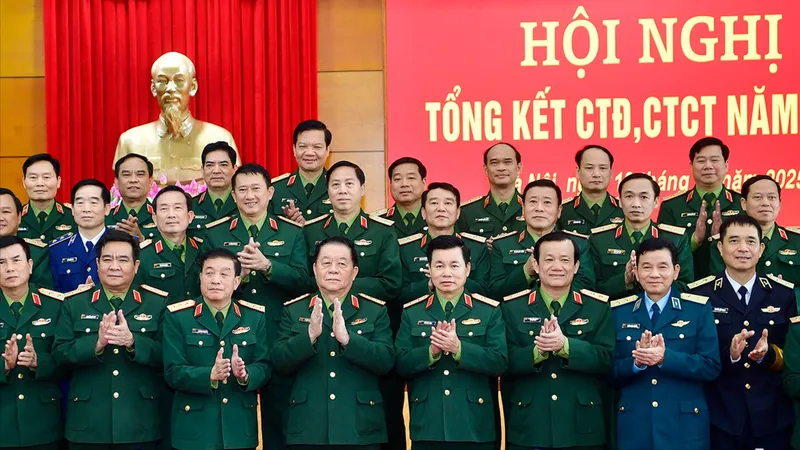 Bộ đội Cụ Hồ trên những “trận tuyến” thời bình - Bài 3: Phát huy truyền thống vẻ vang, xây dựng Quân đội nhân dân Việt Nam vững mạnh về chính trị