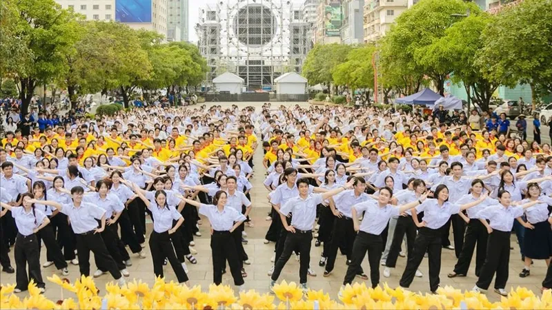Đem chuyên môn phục vụ cộng đồng