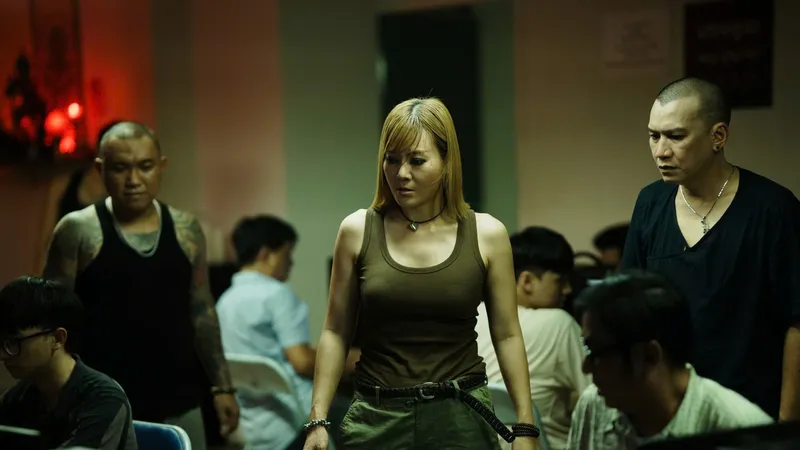 Doanh thu phim ngoại lép vế tại Việt Nam