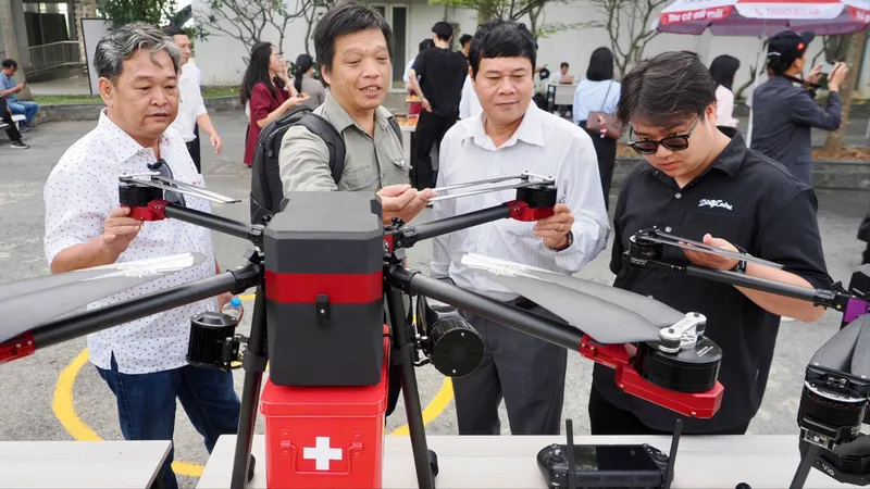 Khai mở không gian kinh tế mới từ UAV
