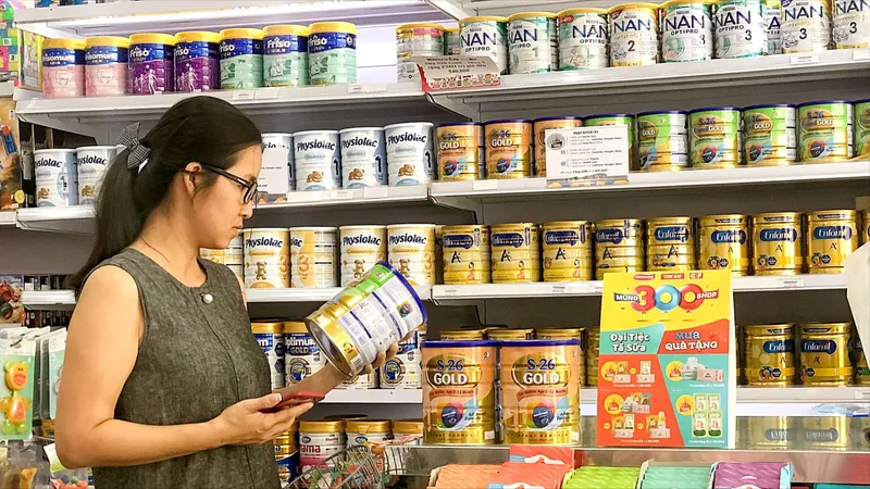 Vụ sữa Aptamil First Infant Formula 800g bị thu hồi tại Anh: Thận trọng với sữa “xách tay”