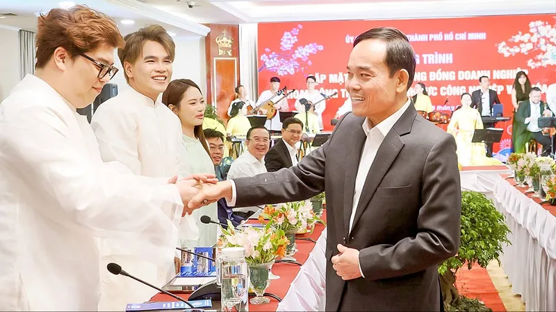 Tạo đột phá phát triển công nghiệp văn hóa