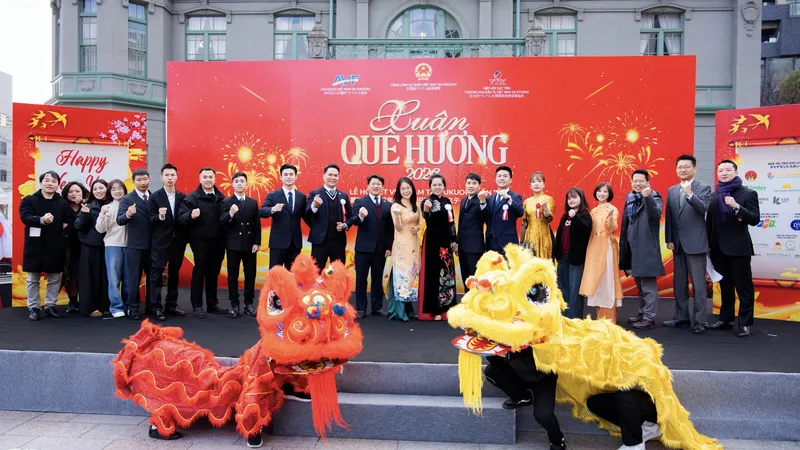 Rộn ràng Xuân Quê hương