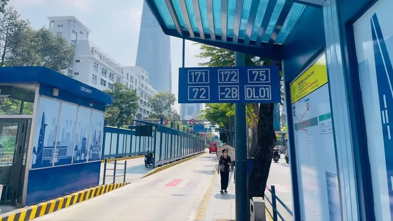 Để xe buýt hấp dẫn hơn - Bài 4: Đa dạng giải pháp thu hút người dân đi xe buýt