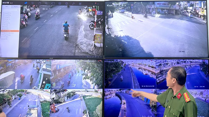 Gắn “mắt thần” trị nạn xả rác