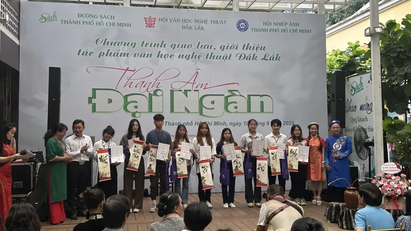 Mang "thanh âm đại ngàn" về Đường sách TPHCM