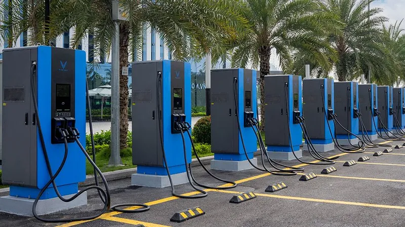 Cuộc đua phủ hạ tầng trạm sạc cho xe điện