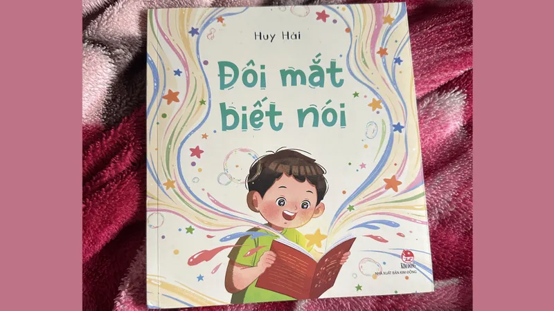 "Đôi mắt biết nói": Để yêu thương chỉ cần nhìn vào mắt nhau 