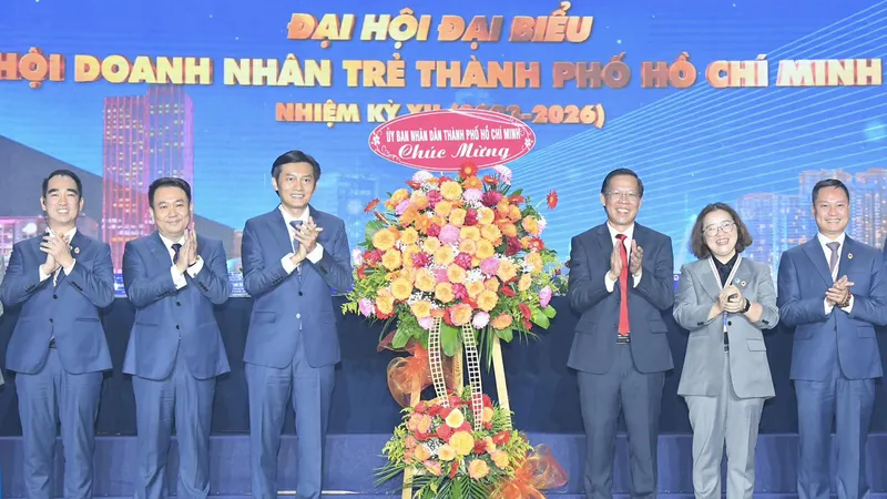 Chủ tịch UBND TPHCM Phan Văn Mãi: TPHCM tiếp tục tìm kiếm cách thức hiệu quả đồng hành cùng doanh nghiệp