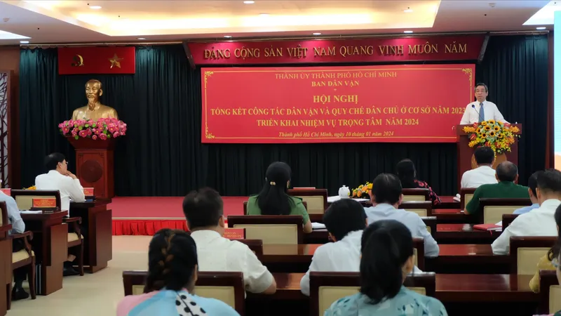 Công tác dân vận phải chủ động tham mưu các giải pháp hỗ trợ người yếu thế 