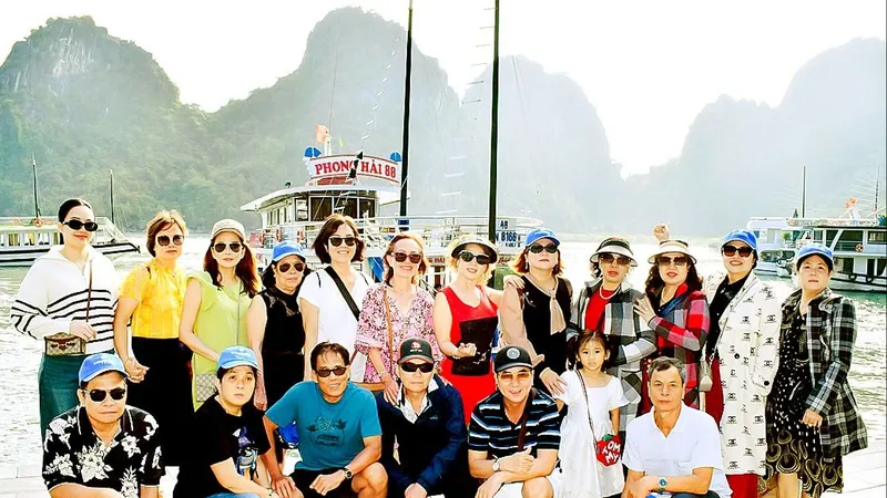Rộn ràng tour khởi hành đầu xuân