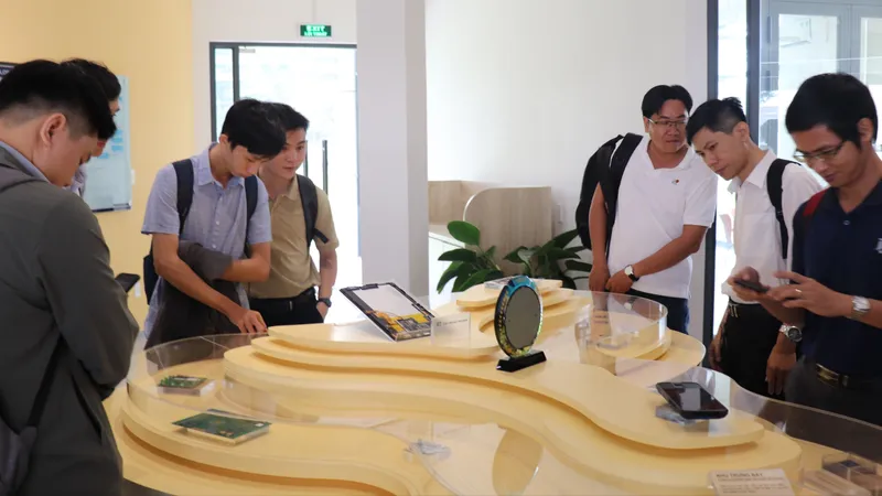 Lan tỏa đào tạo nguồn nhân lực thiết kế vi mạch