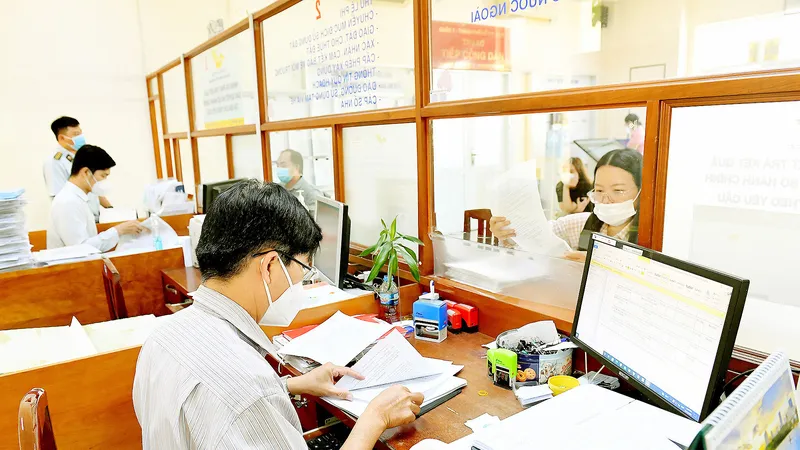 Nâng cao tinh thần trách nhiệm, ý thức phục vụ nhân dân của cán bộ