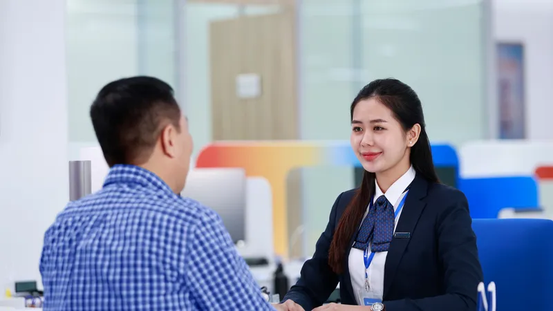 Ngân hàng nỗ lực thoát đáy tín dụng