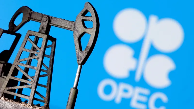 OPEC+ không thay đổi sản lượng