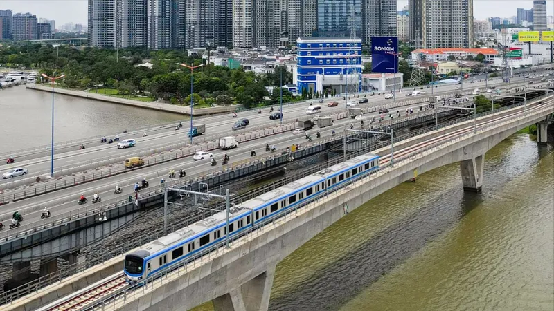 Khẩn trương làm việc với nhà tài trợ đảm bảo nguồn vốn thực hiện các tuyến metro