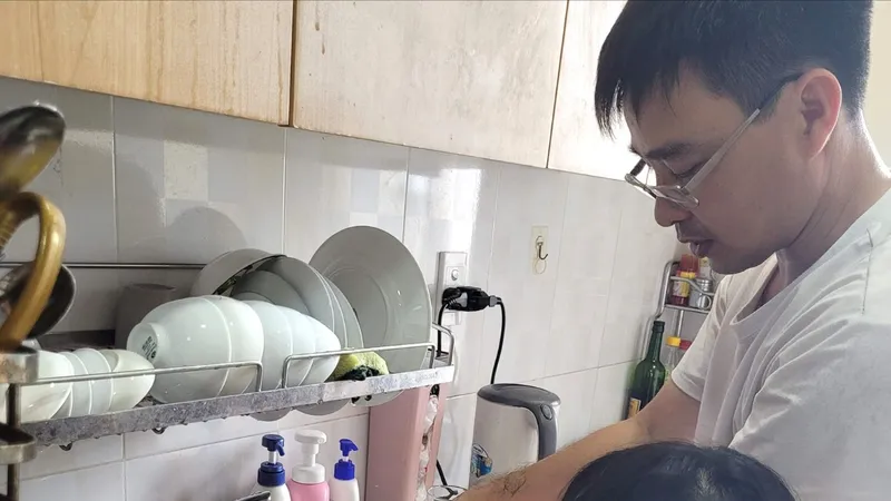 Podcast: Hãy để “bão giông” bên ngoài cánh cửa