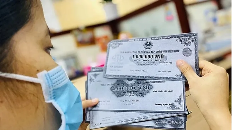 Ảnh: https://dttc.sggp.org.vn/ap-luc-dao-han-trai-phieu-doanh-nghiep-keo-dai-den-2025-post113056.html