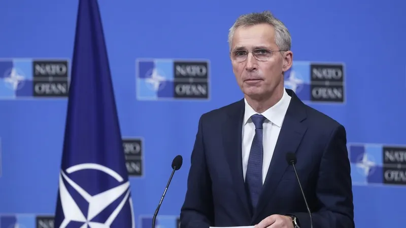 NATO không tán thành ý tưởng quân đội chung của EU