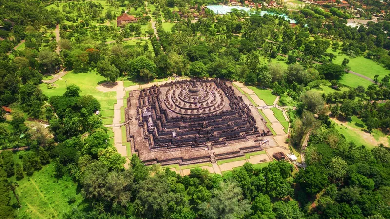 Indonesia tái cấu trúc khu vực đền Borobudur