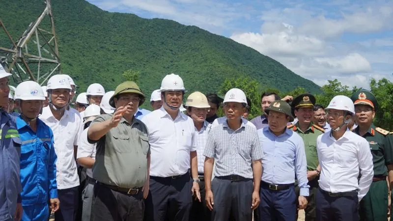 Thủ tướng thăm các công trình trọng điểm tại Quảng Bình