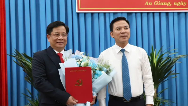 Ông Hồ Văn Mừng được bầu giữ chức Chủ tịch UBND tỉnh An Giang
