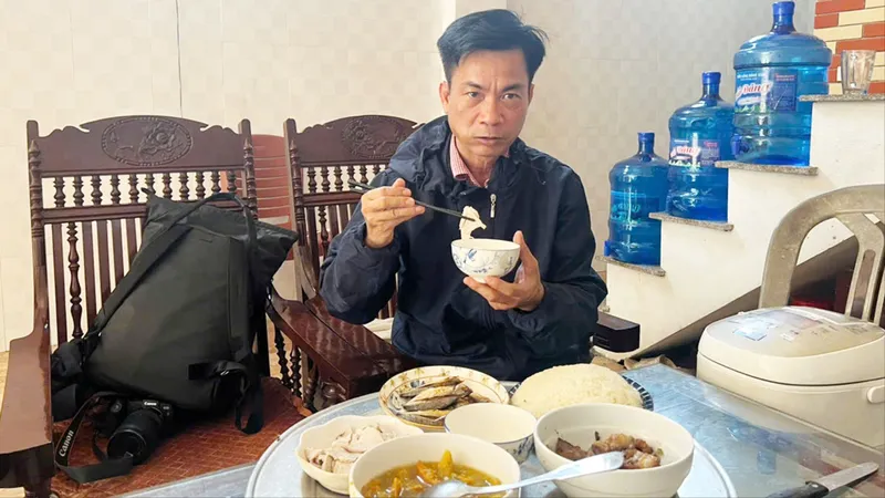 Ấm lòng giữa gian khó