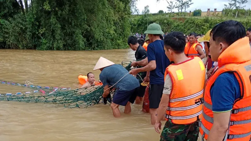 Nghệ An: Đã tìm được thi thể nữ sinh bị nước cuốn trôi
